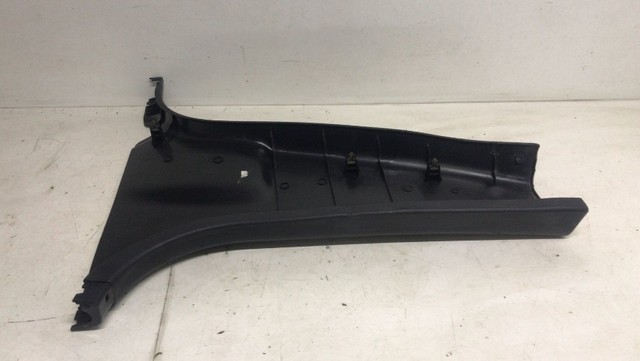 Moldura coluna central esquerdo Nissan Versa 2013 c\detalhe  - Foto 4