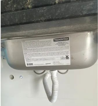 Pia cozinha + cuba Tramontina + torneira misturador = 0,60 x 1,20  - Foto 3