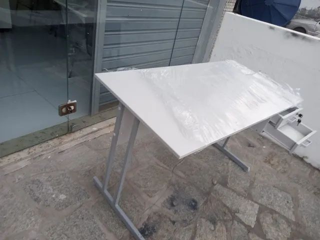 Mesa pra escritório com 02 gavetas  - Foto 4