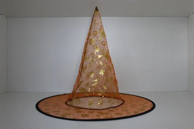 Chapéu Bruxa - Estampa Laranja com Dourado