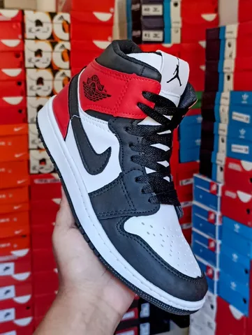 Tênis Nike Air Jordan One Tricolor