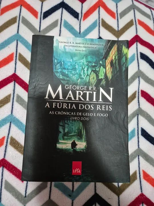 A guerra dos tronos - Livro dois - As cronicas de gelo e fogo