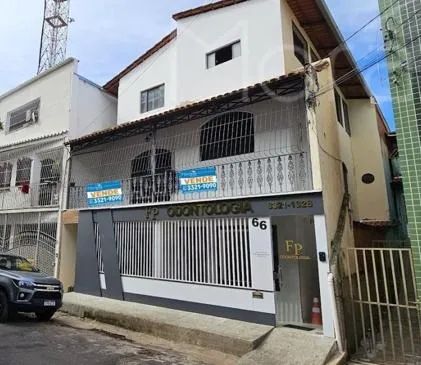 Casa para Venda - Centro de Caratinga
