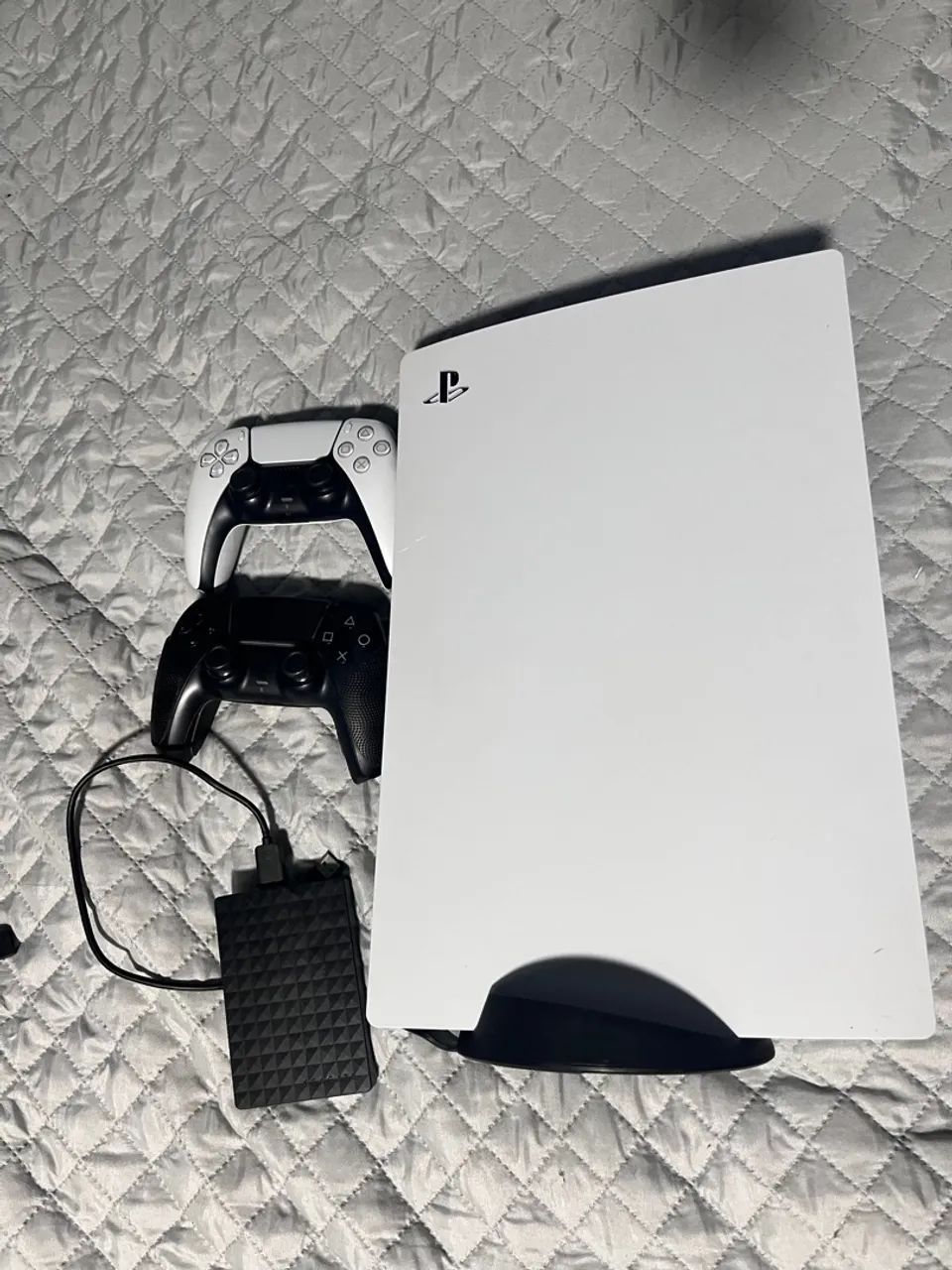 playstation 5 com mídia física + controles + hd externo 2tb
