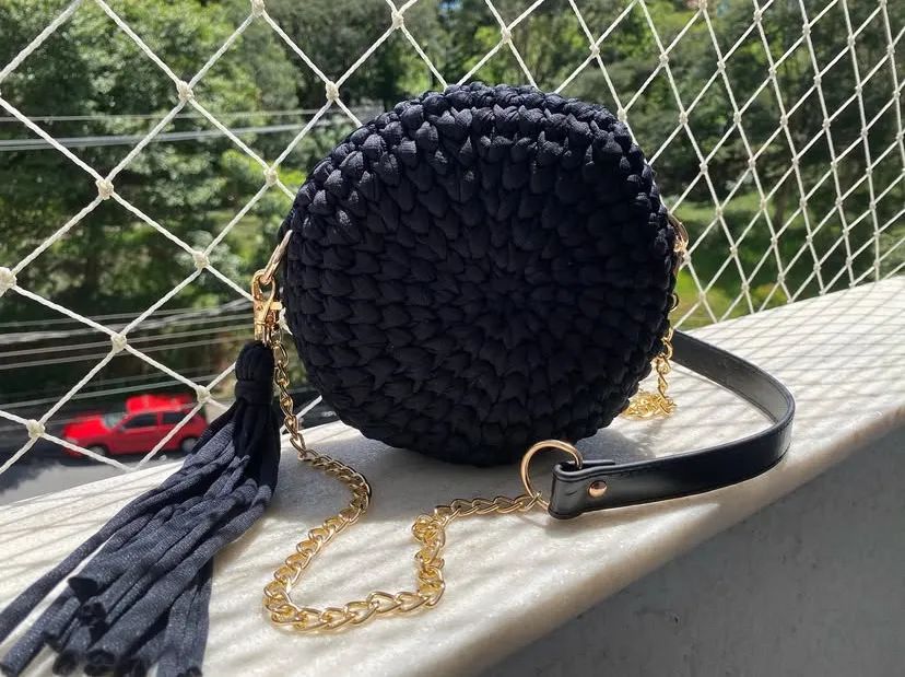 Bolsa de crochê em fio de malha  - Foto 2