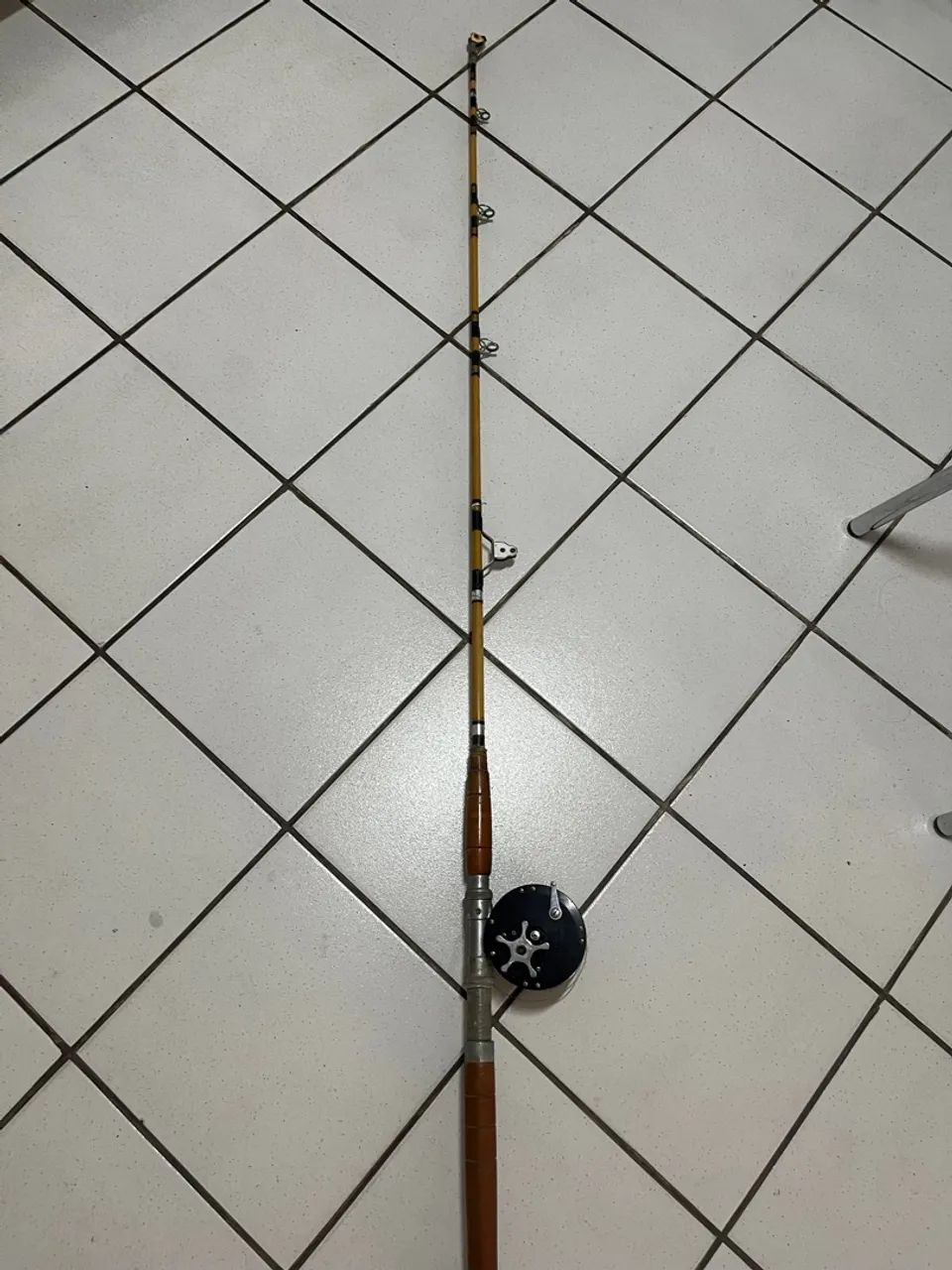 Varas de Pescar com molinete - Foto 2