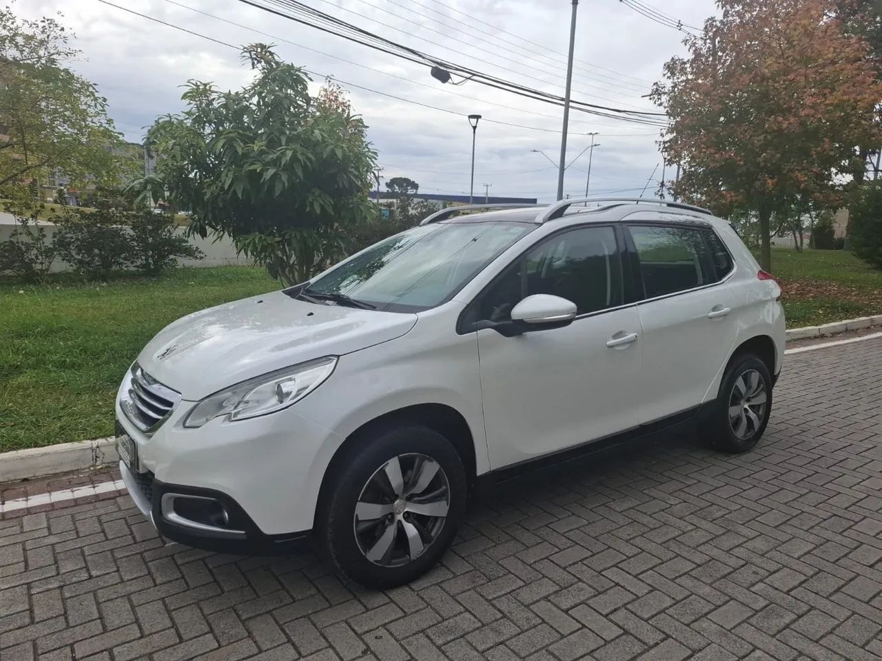Peugeot grife 1.6 2017 automático  - Foto 3