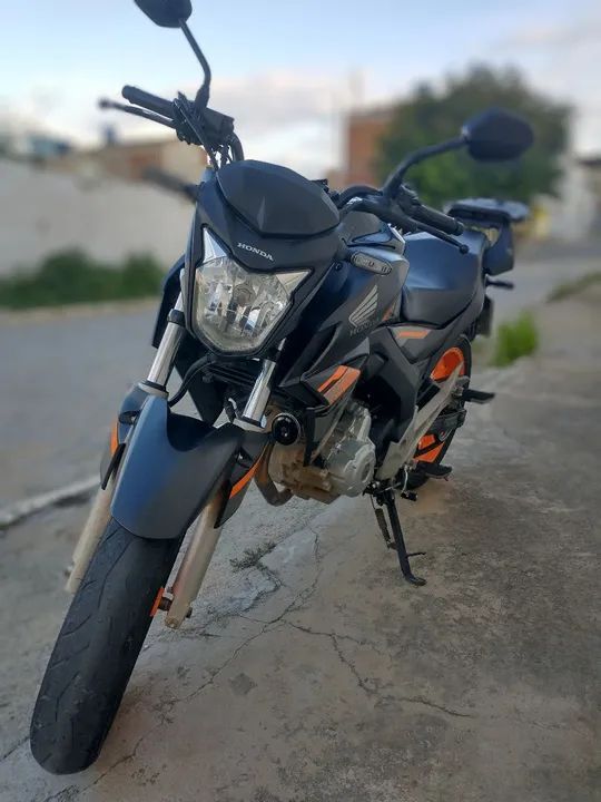 Cb 250 Twister ABS "impecável" - Foto 5