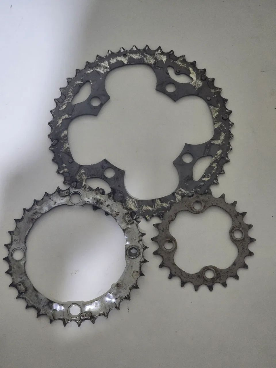 Kit 3 coroas shimano deore usadas - Foto 3