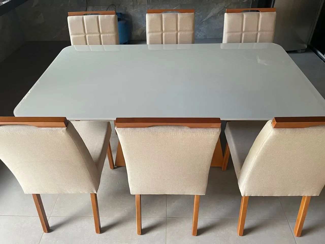 Mesa de jantar elegante com 6 cadeiras resistente madeira 