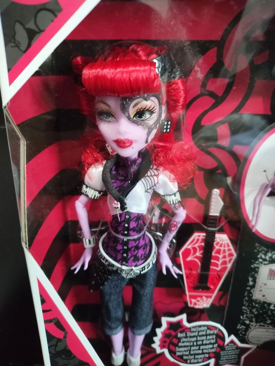 Monster High Emily para Eduardo