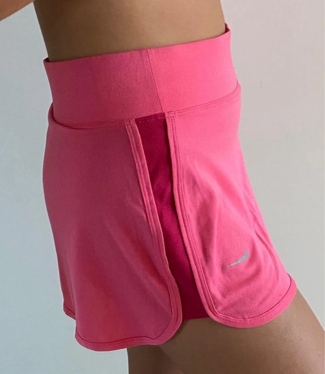 Short Saia Rosa Nike Original