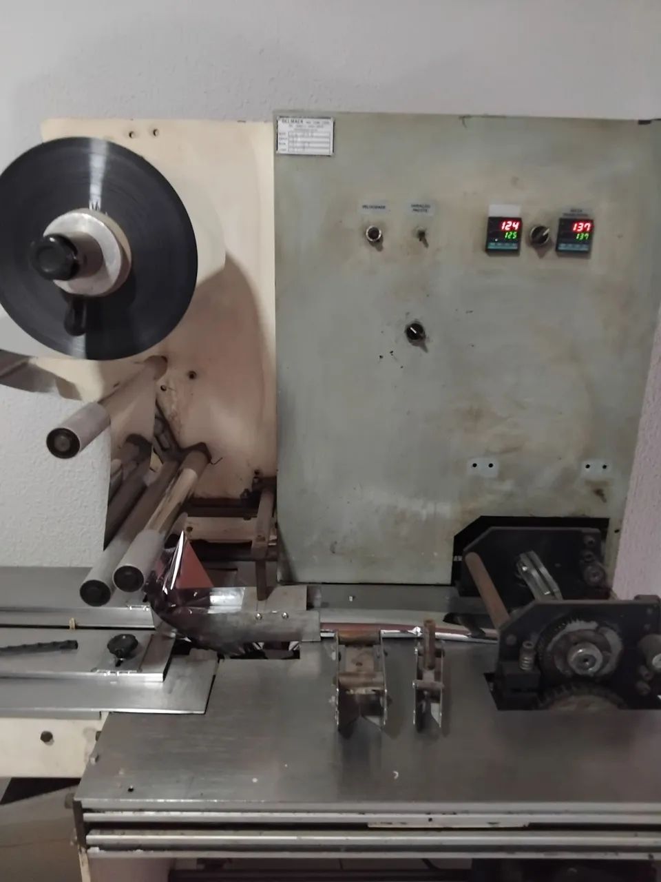 Embaladora flowpack64309384200195120