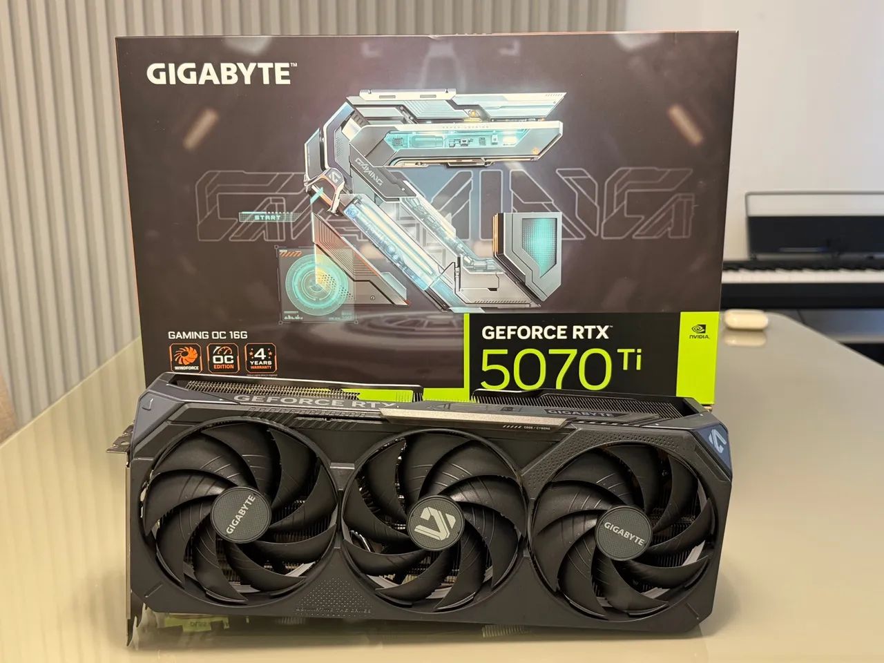 RTX 5070 Ti Gigabyte - Gaming OC 16GB - Foto 2