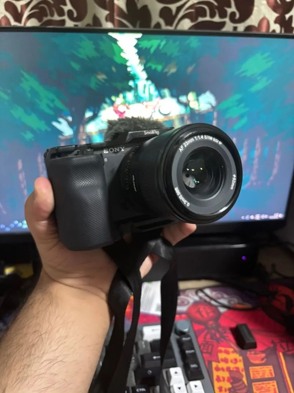 Sony ZV E10 + Lente Viltrox AF 23 f1.4 E + Smallrig + Cartão 128GB Sandisk Extreme Pro - Foto 5