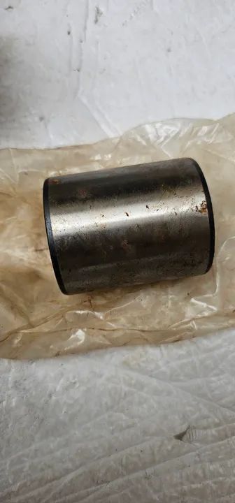 Motoniveladora caterpillar bucha nova 2A7089