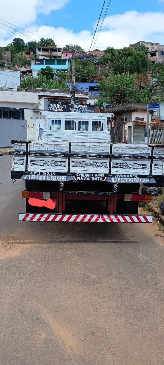 Caminhão 914 turbinado e interculado 6 marchas