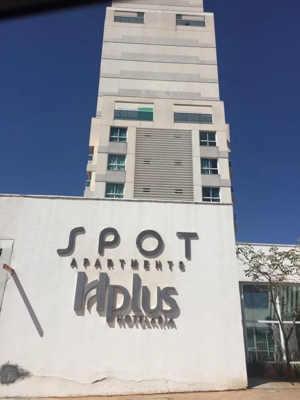 Alugo apartamento mobiliado em Águas claras