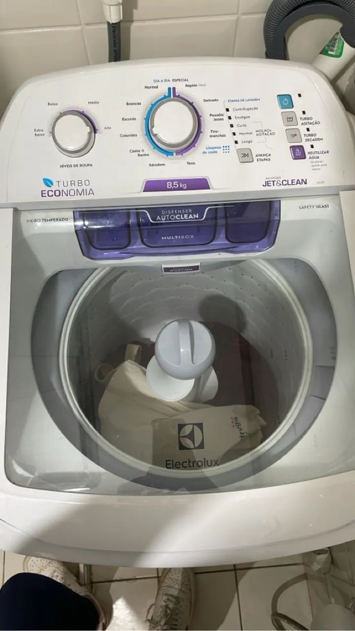 Maquina Lavar Roupas Eletrolux - APENAS 1 ANO DE USO - Foto 4
