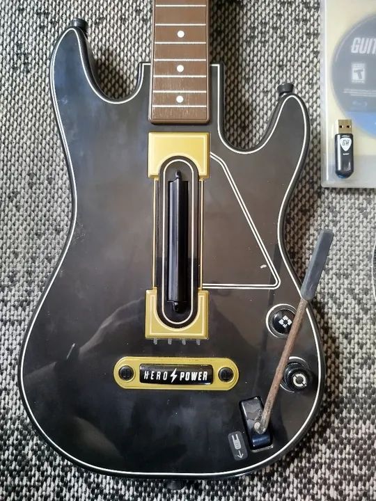 Guitarra guitar hero para ps4 e PC completa  - Foto 2