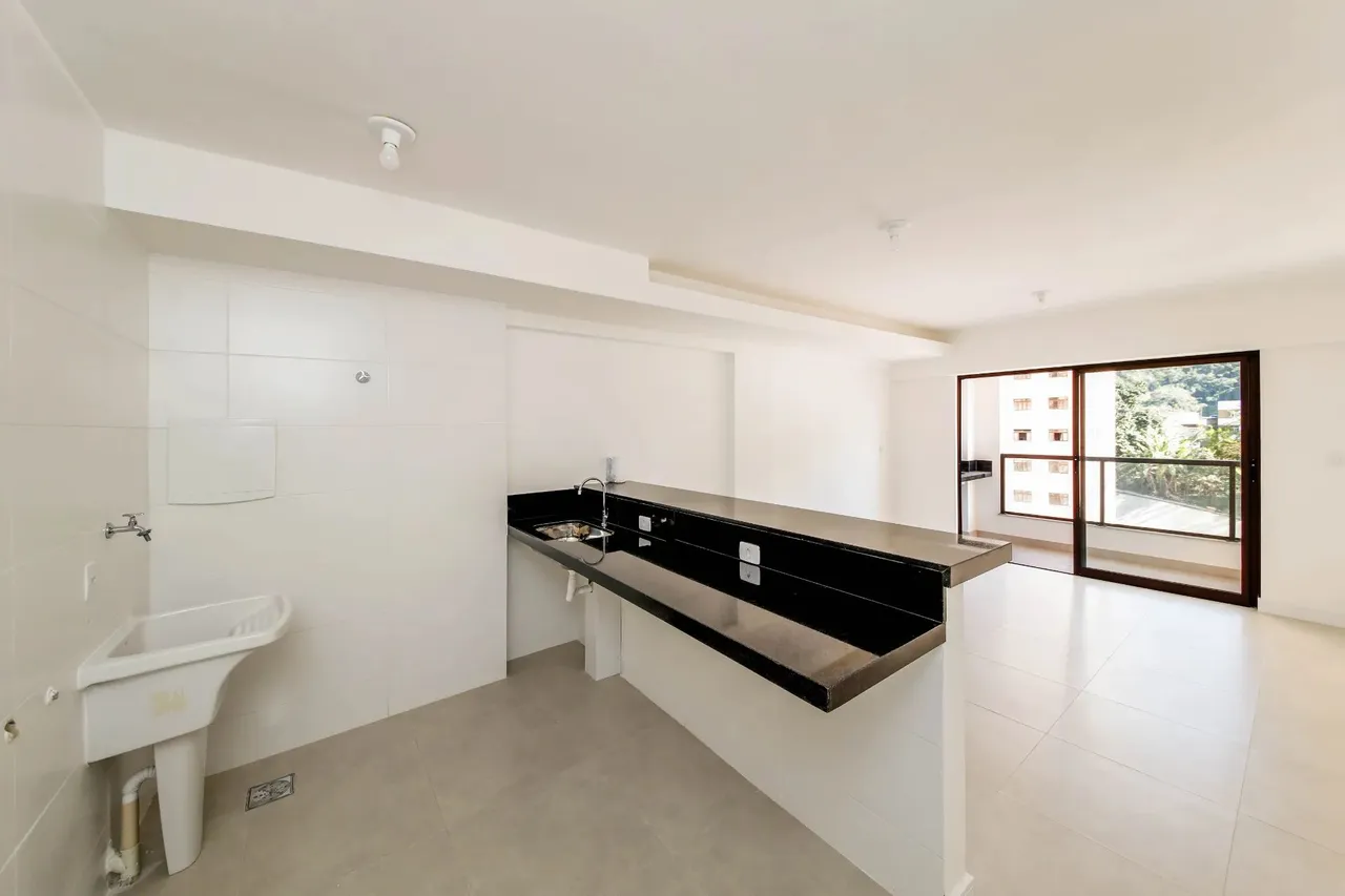 Studio com varanda gourmet, vaga e lazer para venda