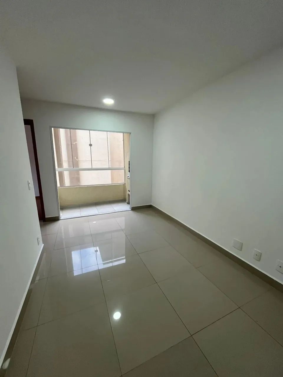 Apartamento no Jaraguá Esquerdo - LOCAÇÃO - Foto 3