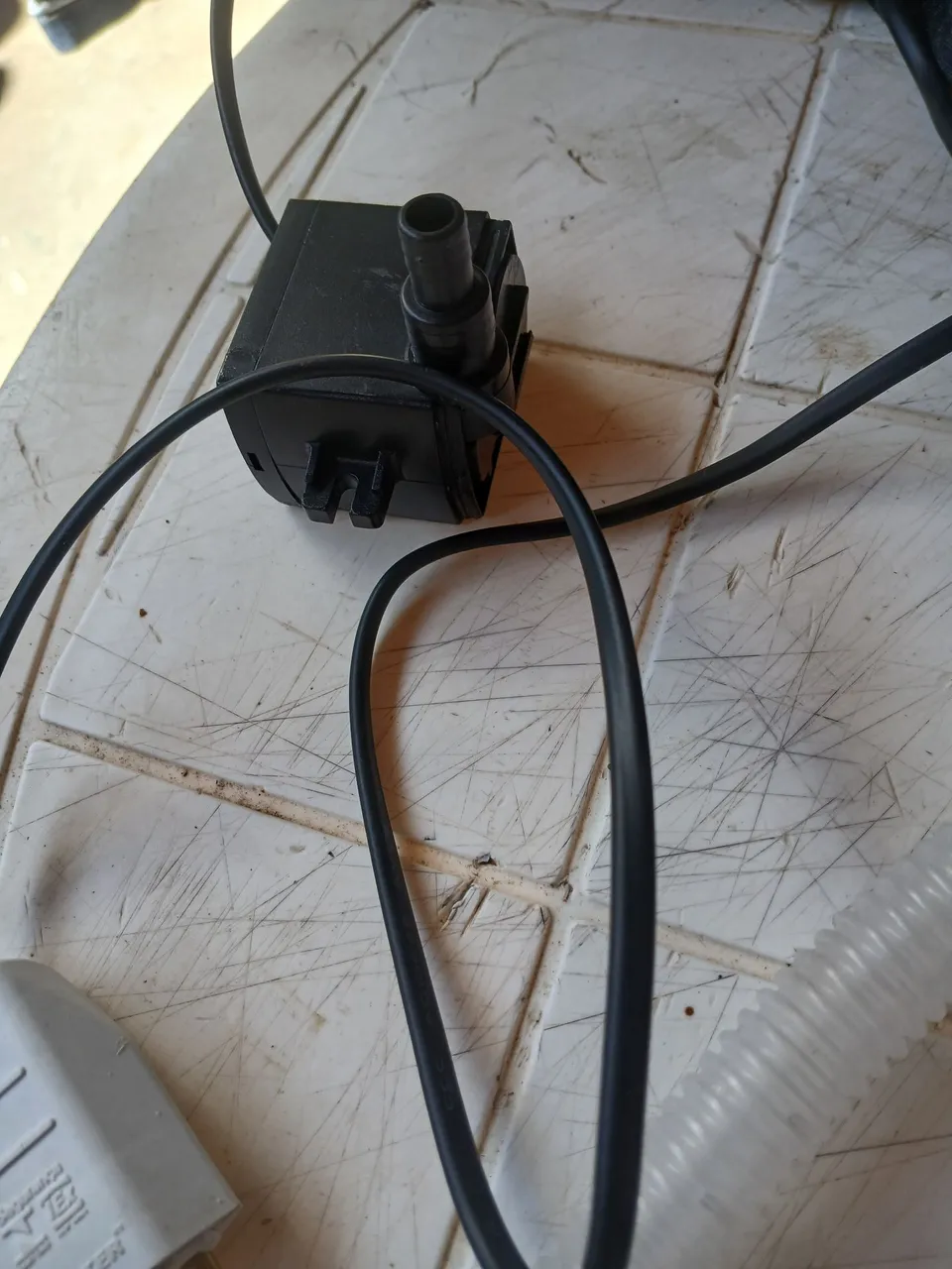 Mini Bomba Submersível para Aquário