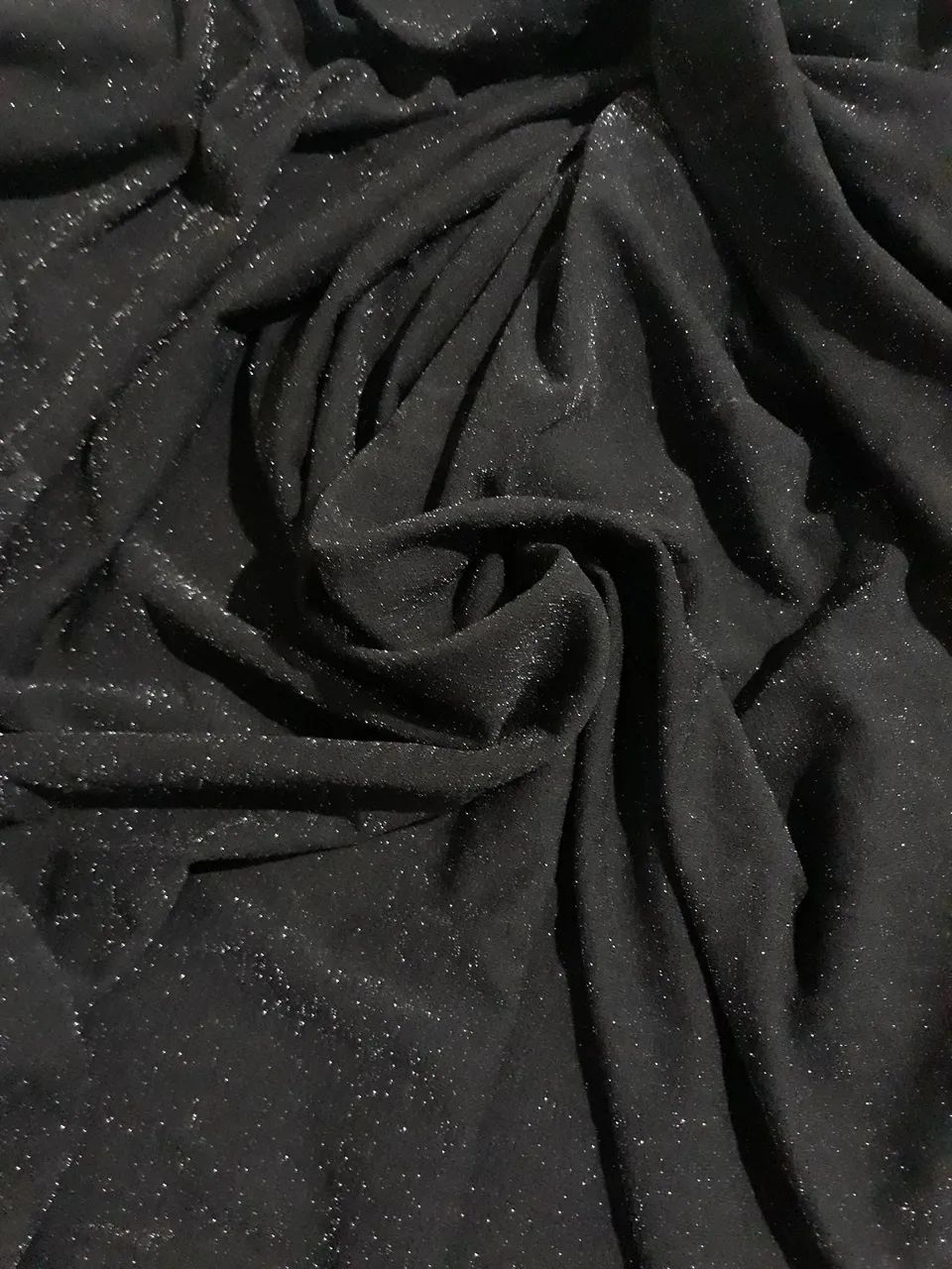 Tecido preto com brilho  - Foto 2