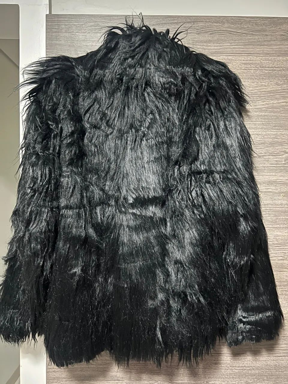 Casaco Sobretudo de Pelo Preto -Brohood - Tamanho GG - Foto 2
