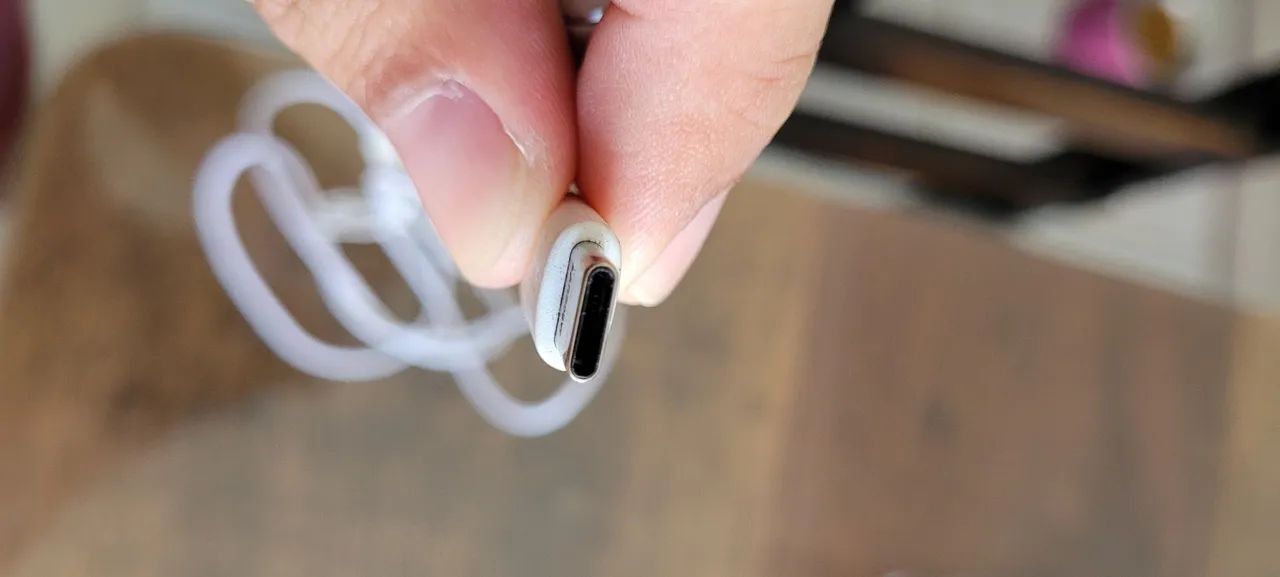 AKG Wired Headphones - Type C64520763739265122