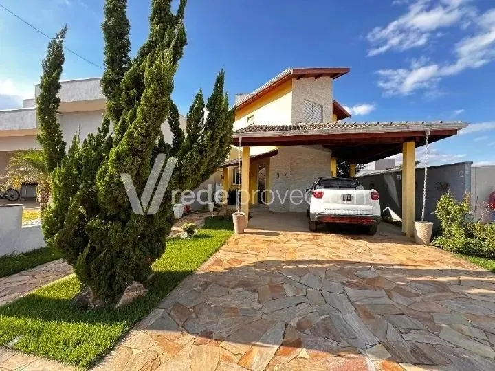 Casa para locação no condomínio Campos do Conde 2 na cidade de Paulínia.