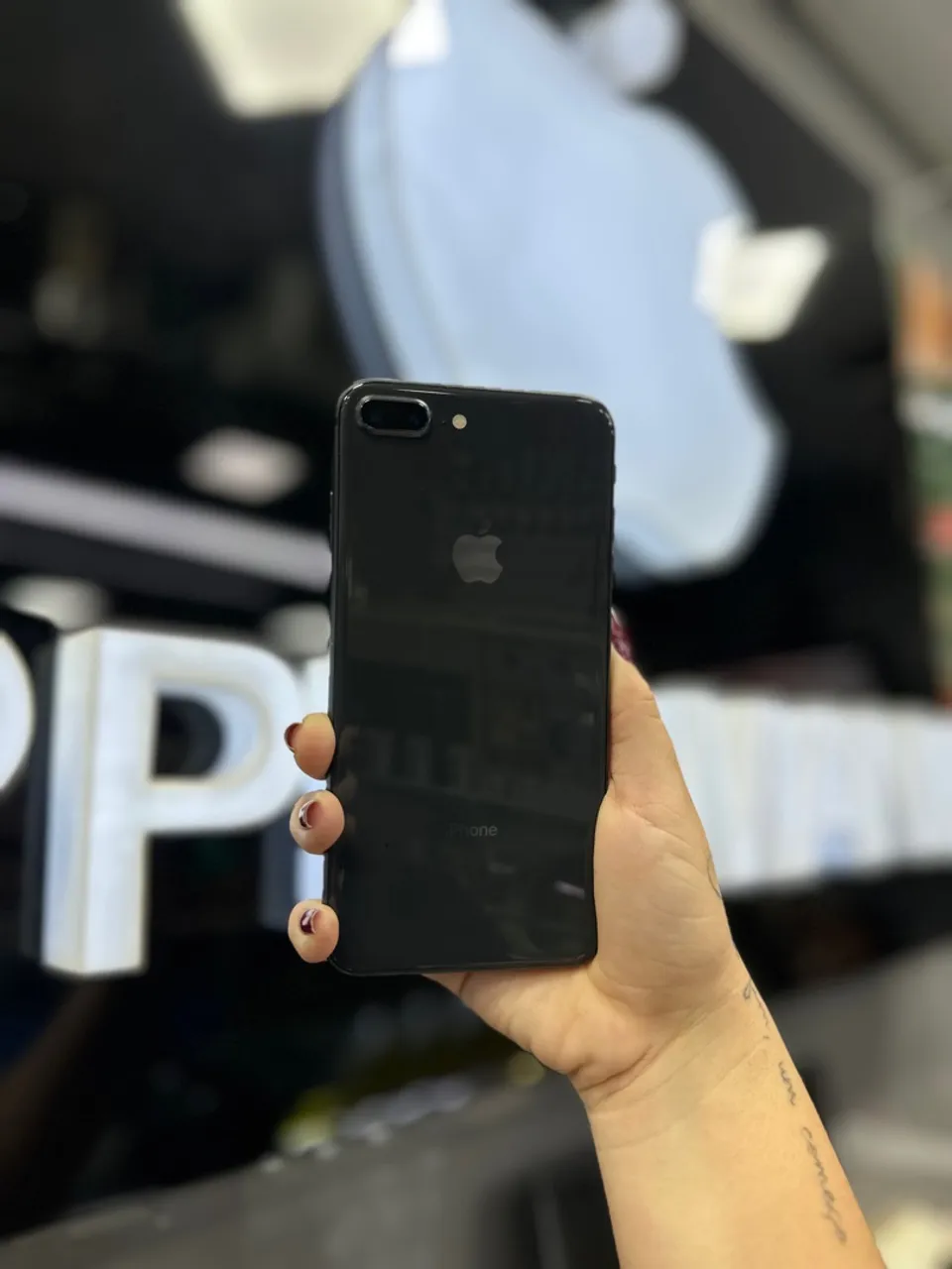 iPhone 8 Plus Preto, 64GB 