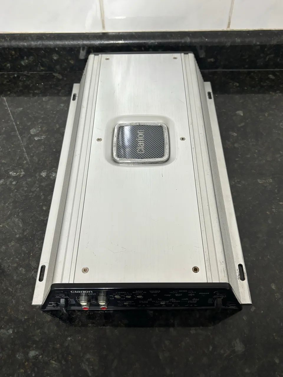 Amplificador Clarion APX 490M - Peças para carros, vans e