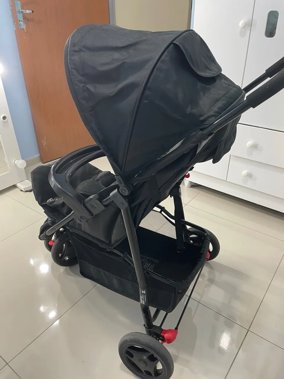 Carrinho de bebê cosco