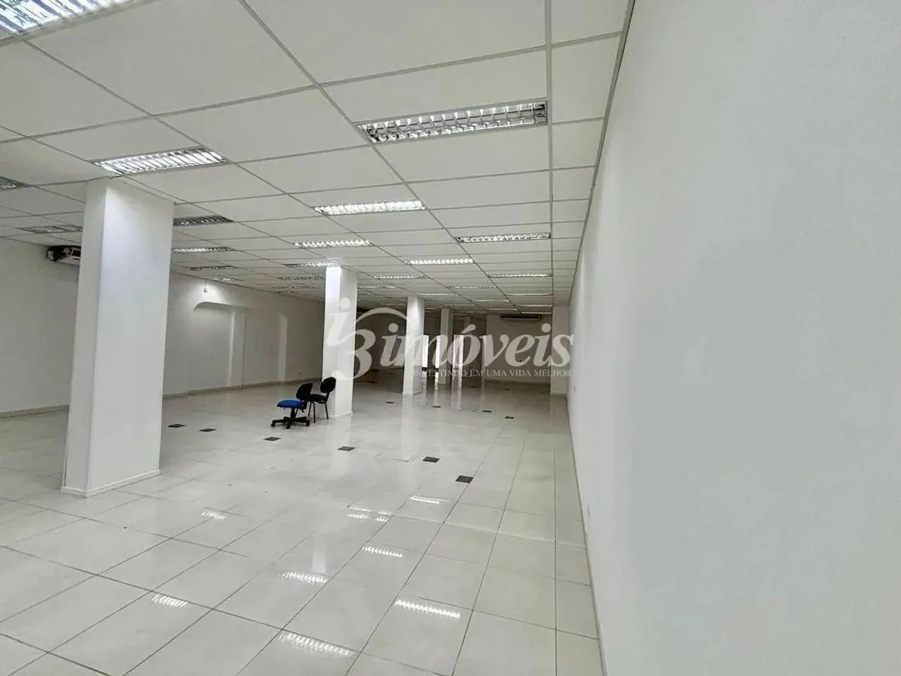 Sala Comercial para Locação Anual, 315m² privativos, no Centro de Itajaí-SC - Foto 5