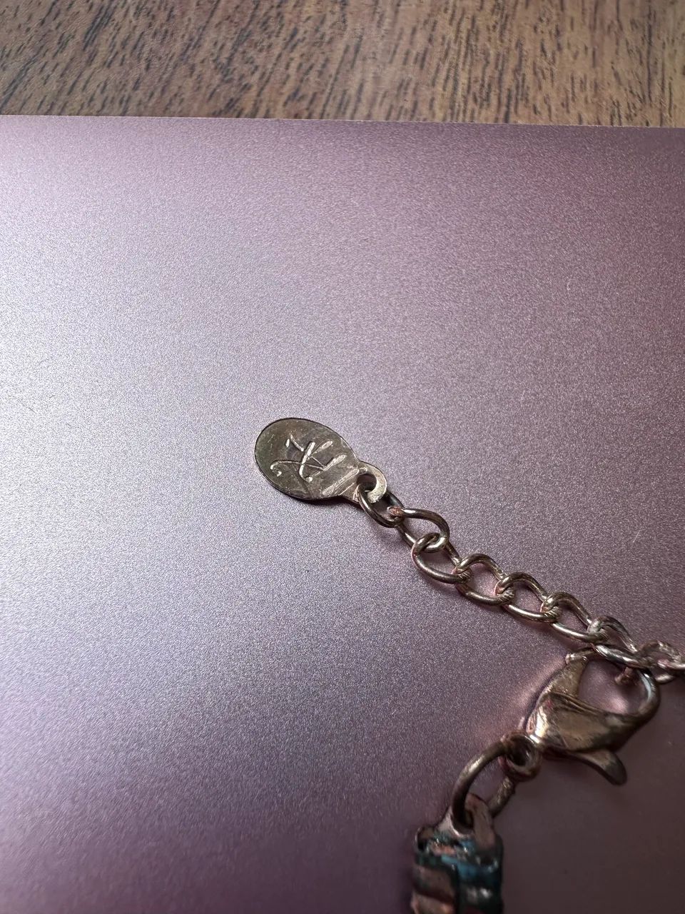 Pulseira de corda preta e dourada Accessorize - Foto 2
