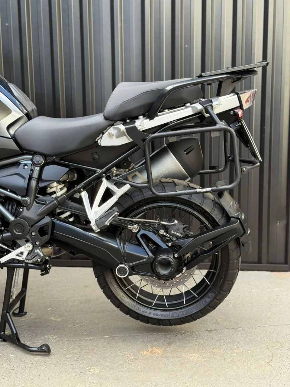 R 1250 GS PREMIUM TRIPLE BLACK PRETA 2023/2024 - Foto 10