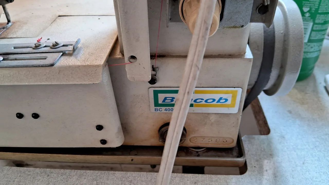 Máquina de Costura Industrial Bracob - Foto 2
