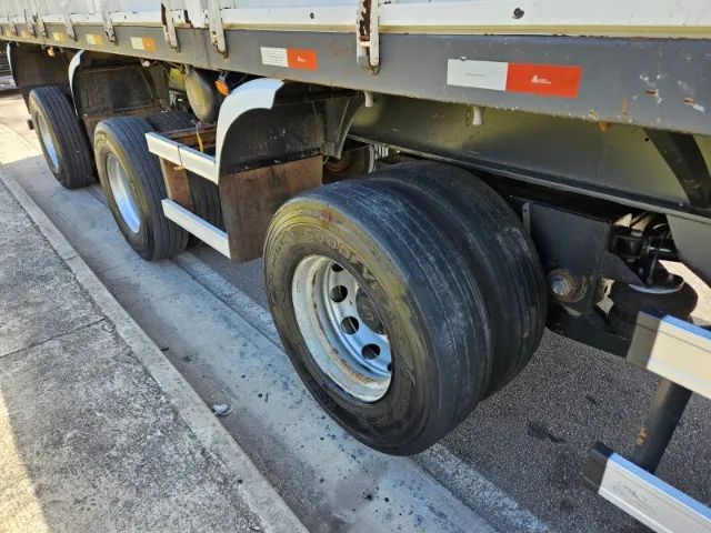 Carreta Graneleira Facchini Vanderleia Ano 22 14x 1.70mts chapa, roda disco, pneus usados - Foto 10