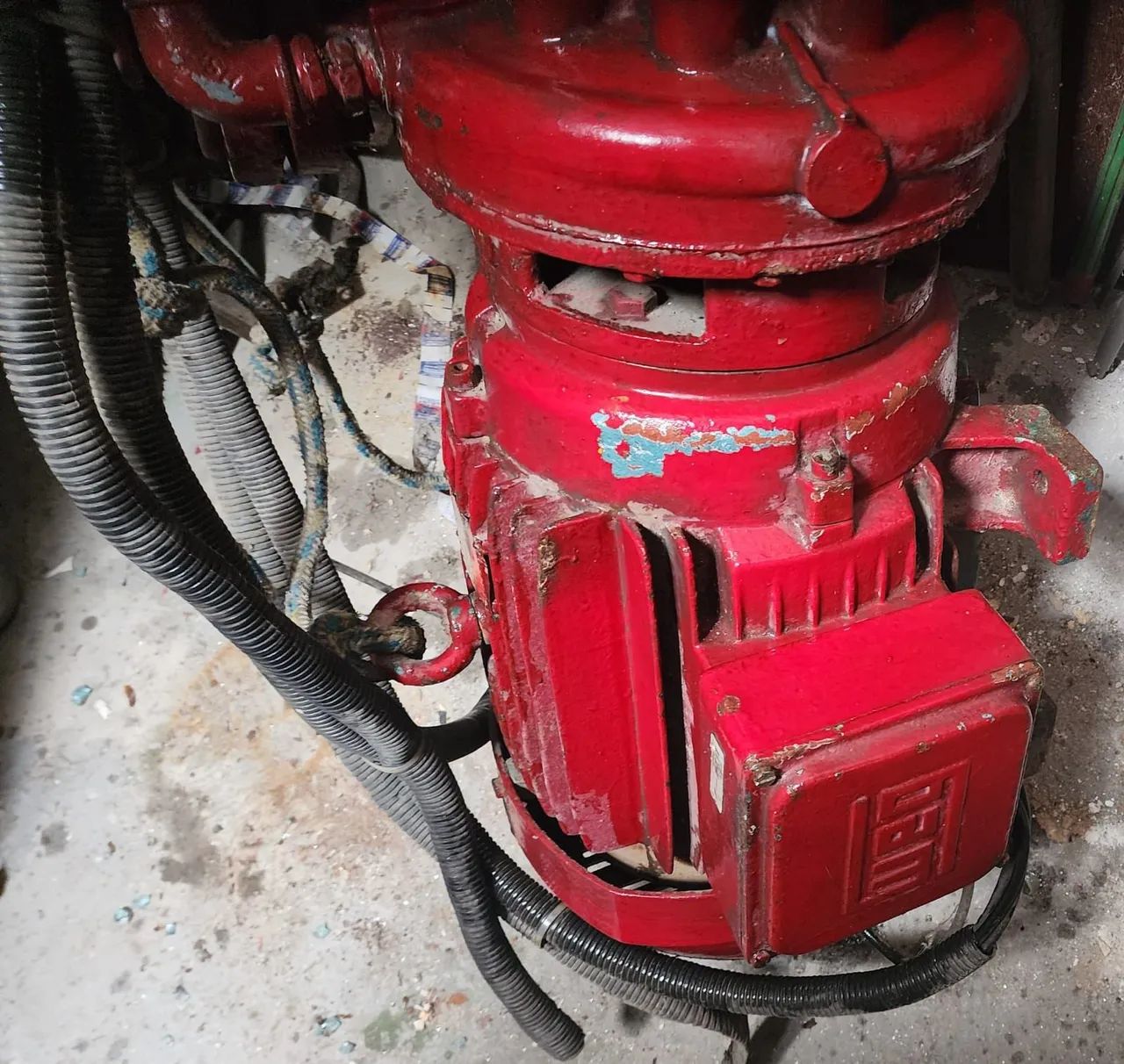 MOTOBOMBA HIDRANTE INCÊNDIO WEG COM CENTRAL ALARME, REGISTROS E TARRAXAS