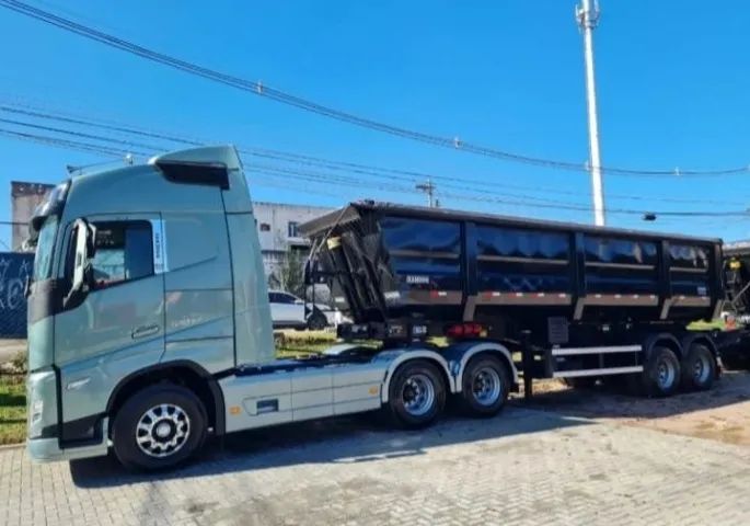 Volvo FH 540 6x4 Euro 6  2022 + Rodocaçamba Randon 2022 - Foto 4