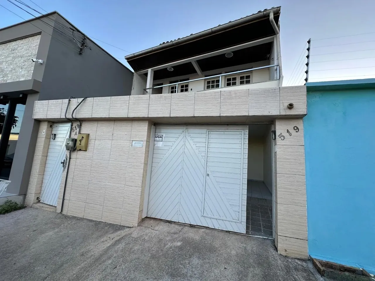 Casa para Locação em Arapiraca, Centro, 5 dormitórios, 3 suítes, 4 banheiros, 1 vaga