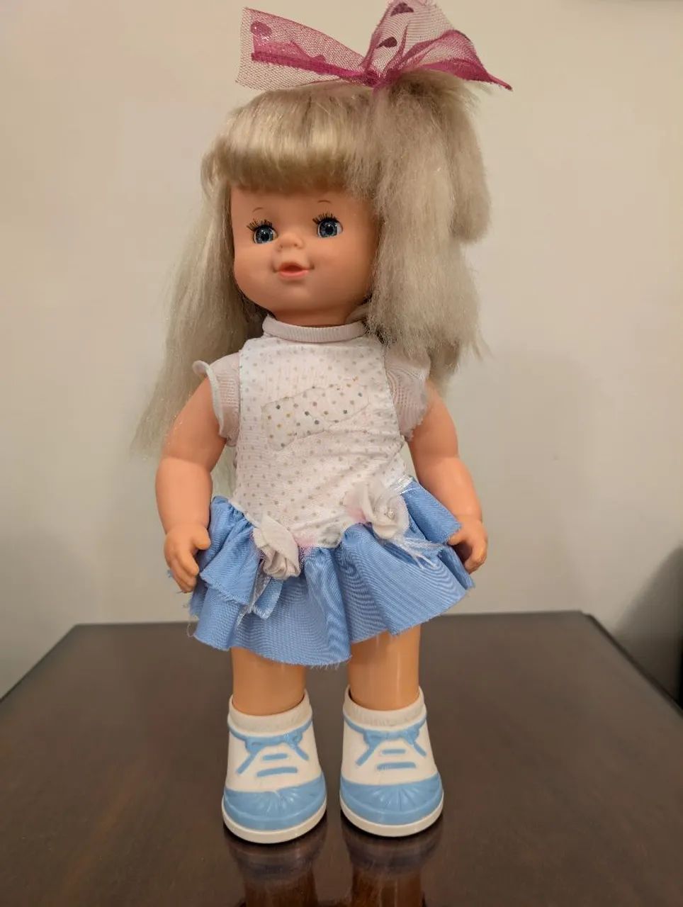 Boneca Rockita da Estrela