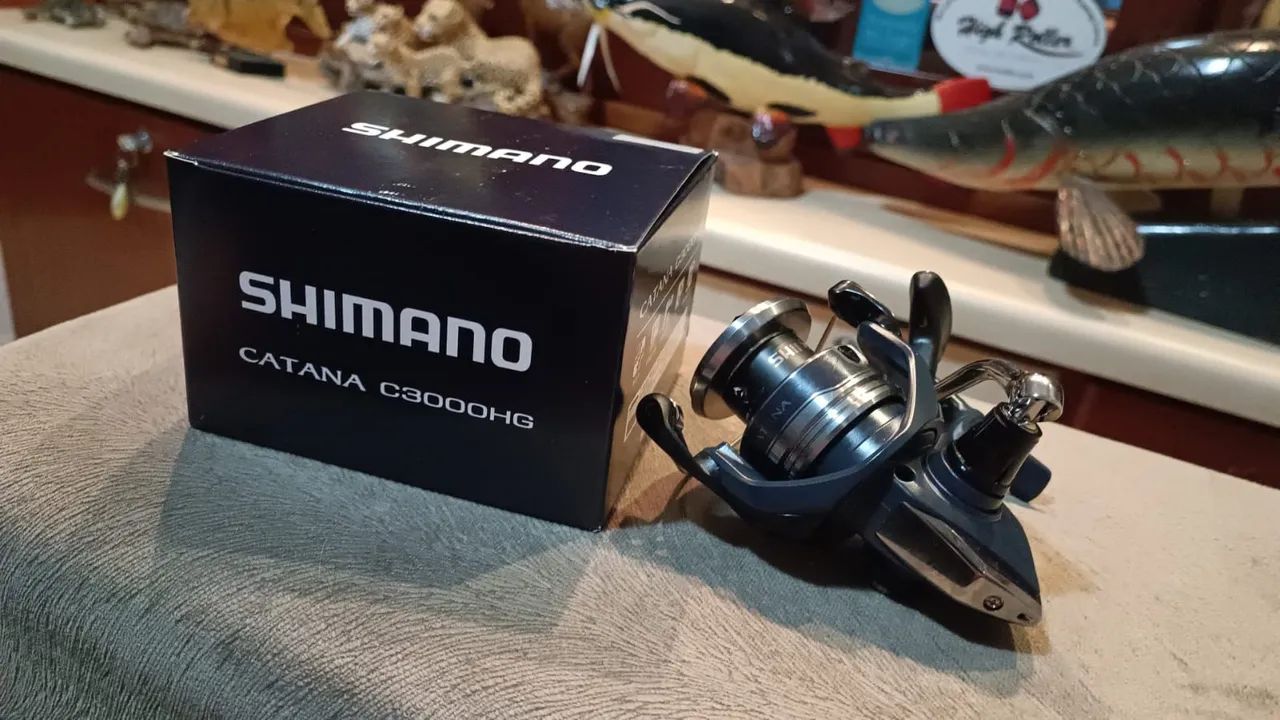 Molinete Shimano Catana C3000HG - Foto 2