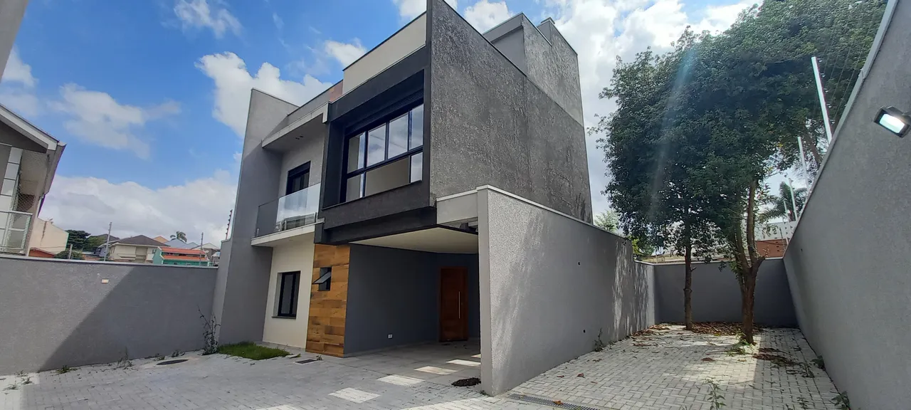 SOBRADO NO UBERABA - NOVOS