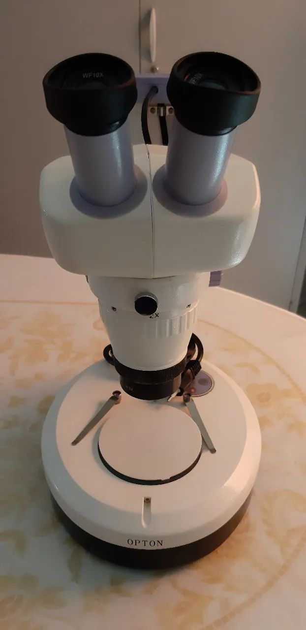 Microscópio Estereoscópio Binocular Opton Tim 30 10x, 20x, 40x e 80x