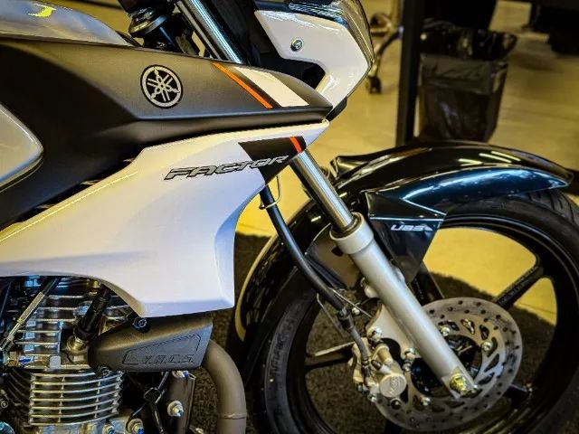Yamaha Factor 150 UBS 2025 - Foto 4