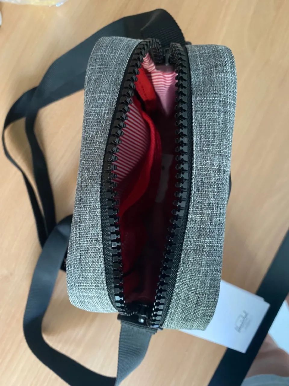 Bolsa tiracolo importada Herschel - Foto 3