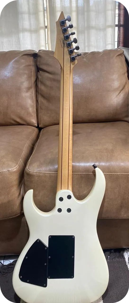 Guitarra Cort Viva Series captação EMG - Foto 6