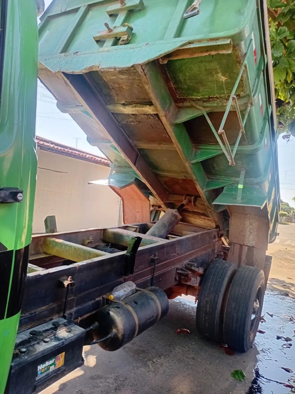 Caçamba Mercedes Benz  - Foto 4